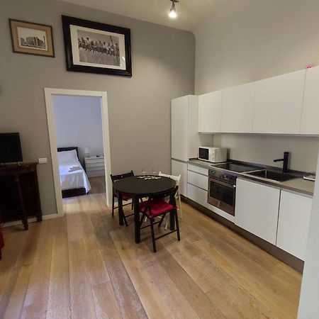 Maria Holiday Homes -Vitruvio 42 Appartamenti Milan Bagian luar foto
