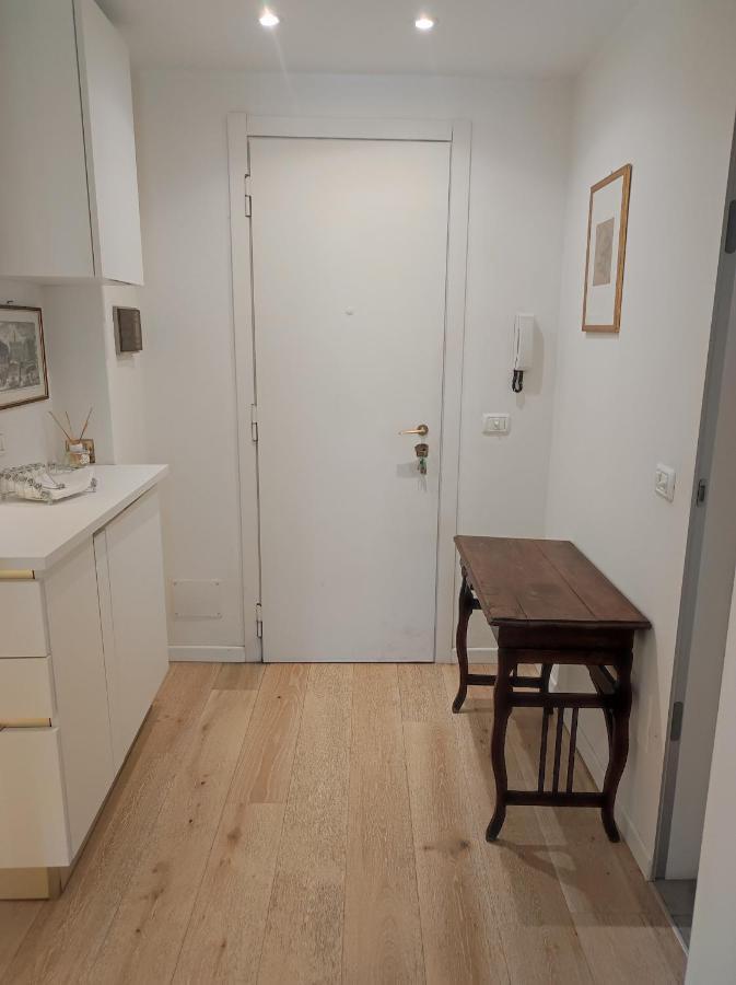 Maria Holiday Homes -Vitruvio 42 Appartamenti Milan Bagian luar foto