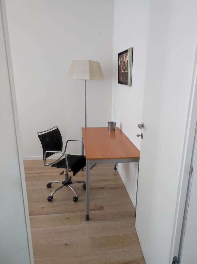 Maria Holiday Homes -Vitruvio 42 Appartamenti Milan Bagian luar foto