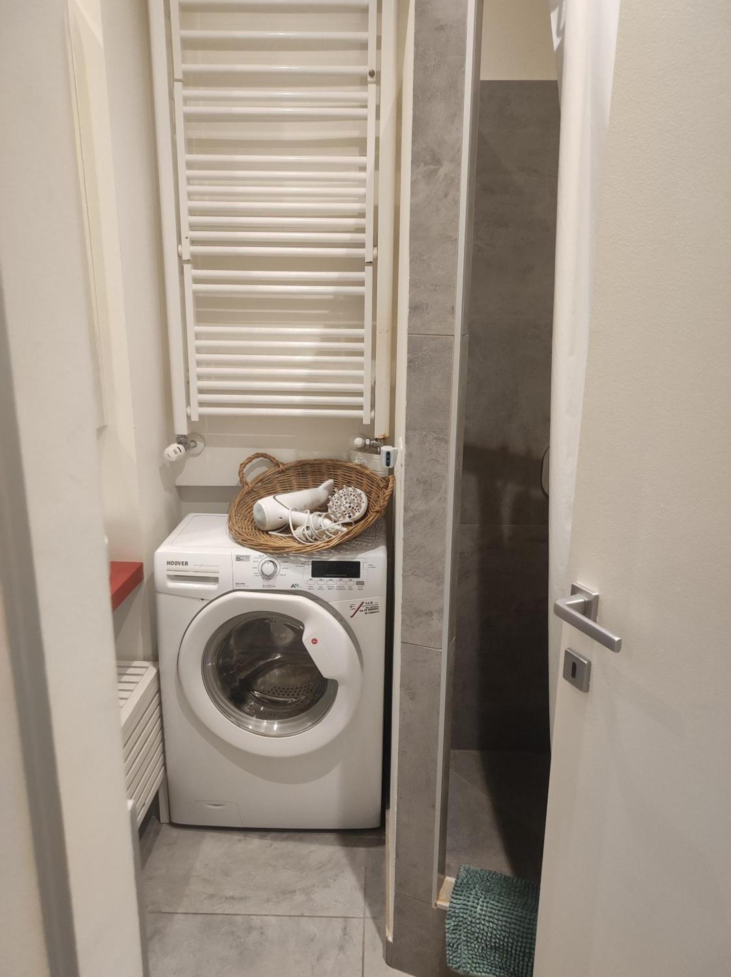 Maria Holiday Homes -Vitruvio 42 Appartamenti Milan Bagian luar foto