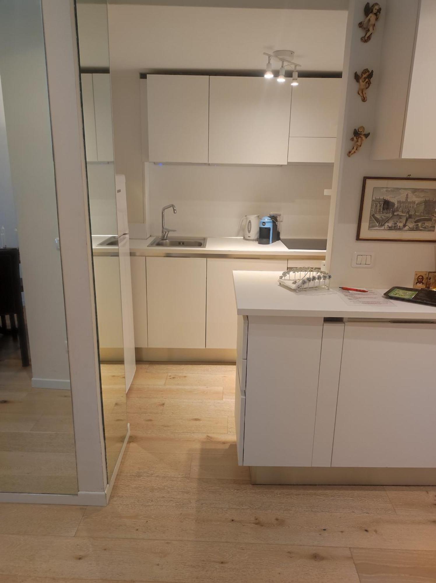 Maria Holiday Homes -Vitruvio 42 Appartamenti Milan Bagian luar foto