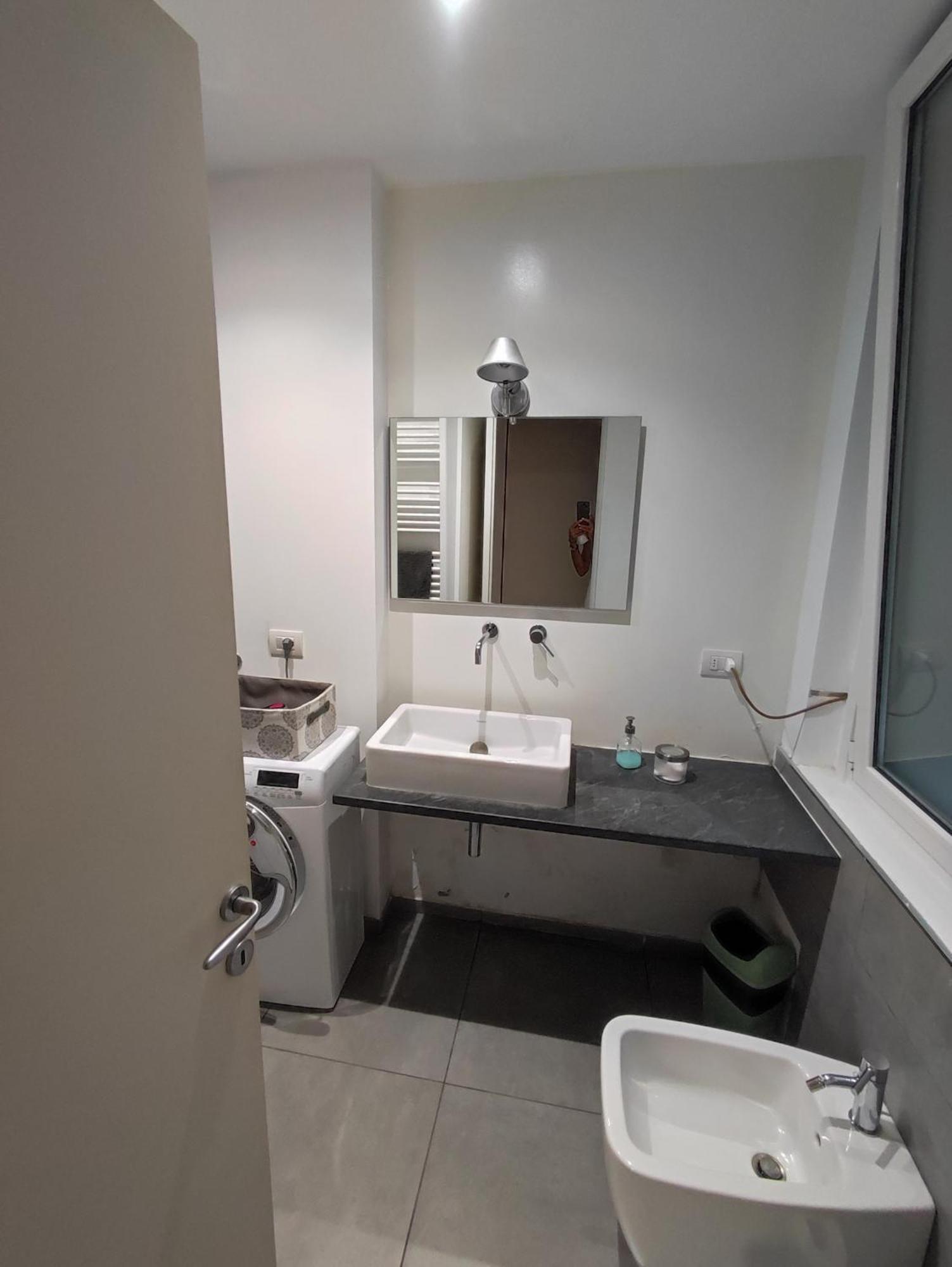 Maria Holiday Homes -Vitruvio 42 Appartamenti Milan Bagian luar foto