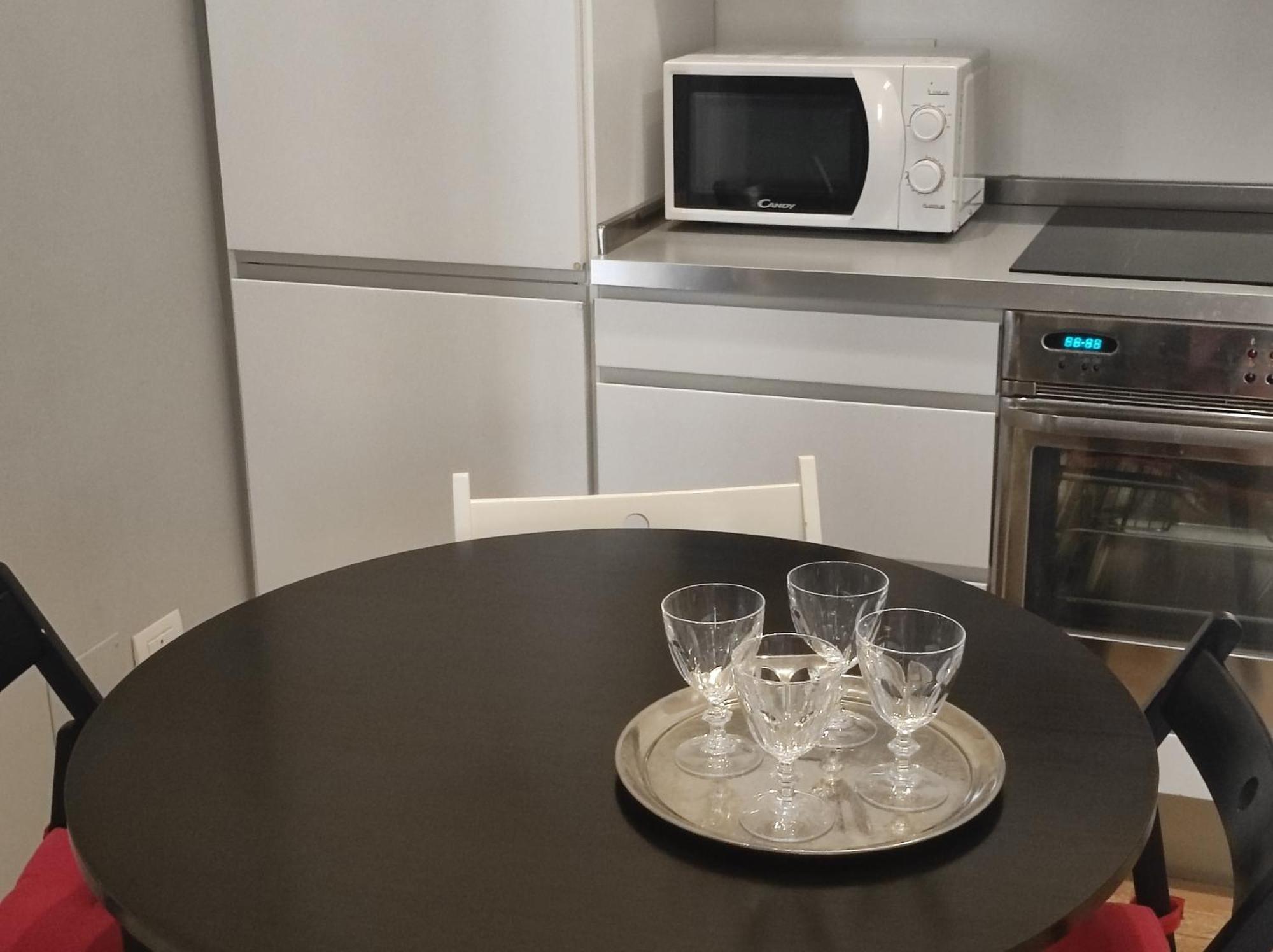 Maria Holiday Homes -Vitruvio 42 Appartamenti Milan Bagian luar foto