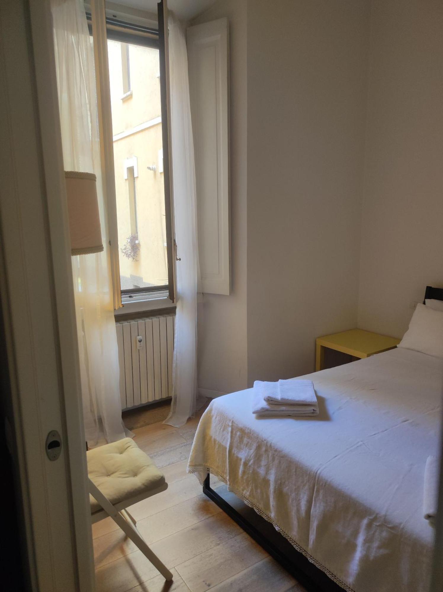 Maria Holiday Homes -Vitruvio 42 Appartamenti Milan Bagian luar foto