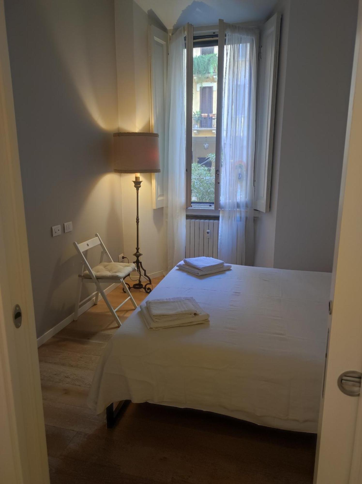 Maria Holiday Homes -Vitruvio 42 Appartamenti Milan Bagian luar foto